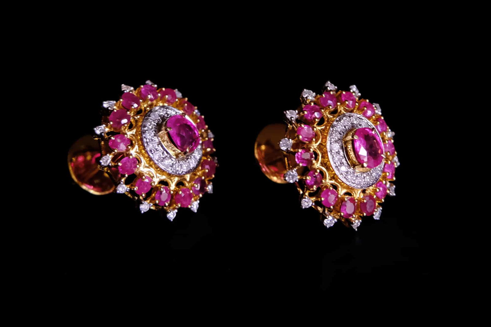 Large Ruby Stud Earrings, ruby stud earrings gold, Burmese Ruby Stud Earrings, antique burmese ruby jewelry, antique burmese rubies, ruby and diamond earrings, ruby earrings singapore, antique ruby jewellery, ruby unheated jewelry, Gem Gardener