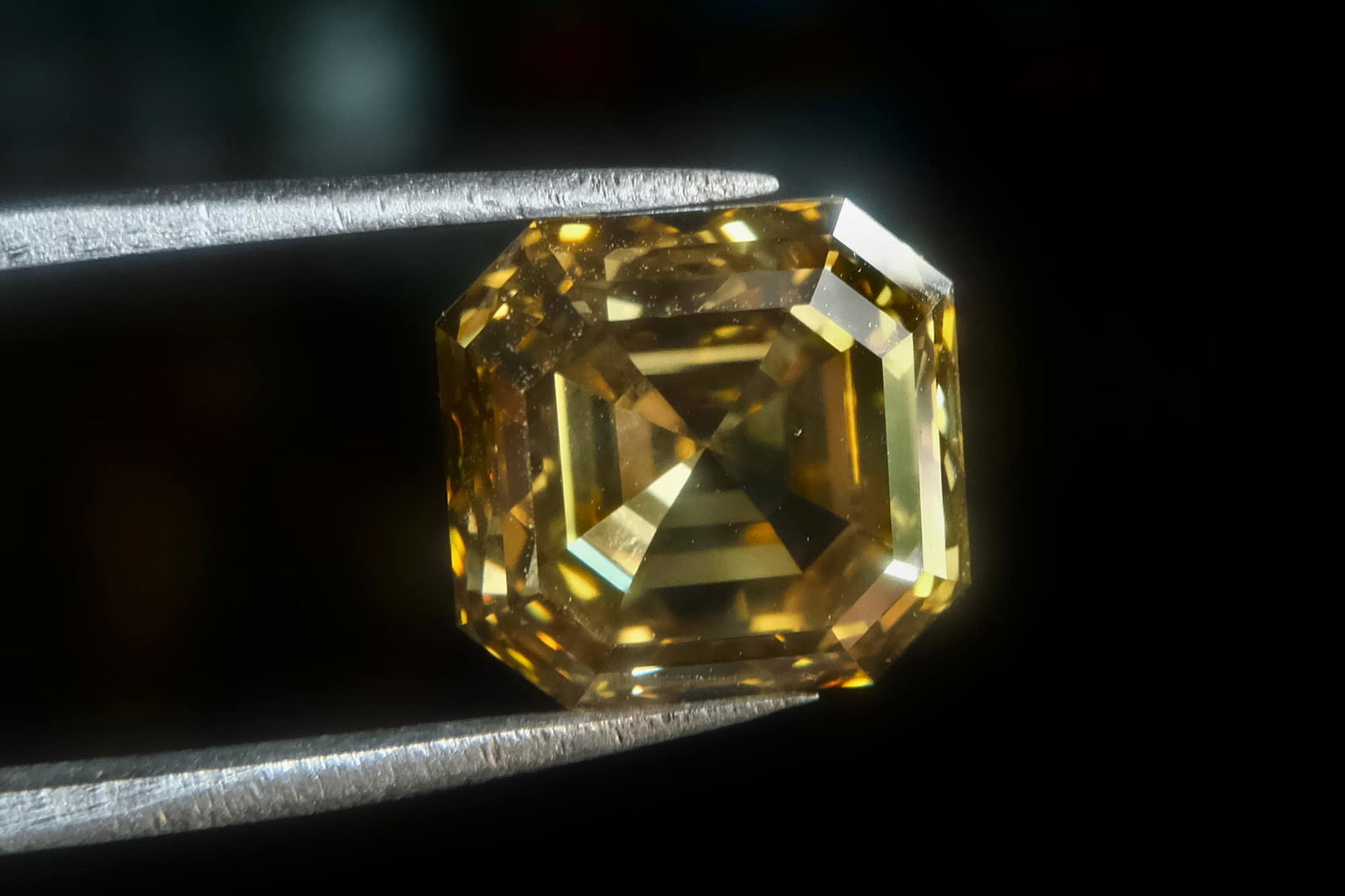 Fancy Yellow Asscher Diamond, 11ct diamond price, fancy yellow diamond, fancy yellow diamonds for sale, fancy diamond singapore, loose diamond singapore, Gem Gardener