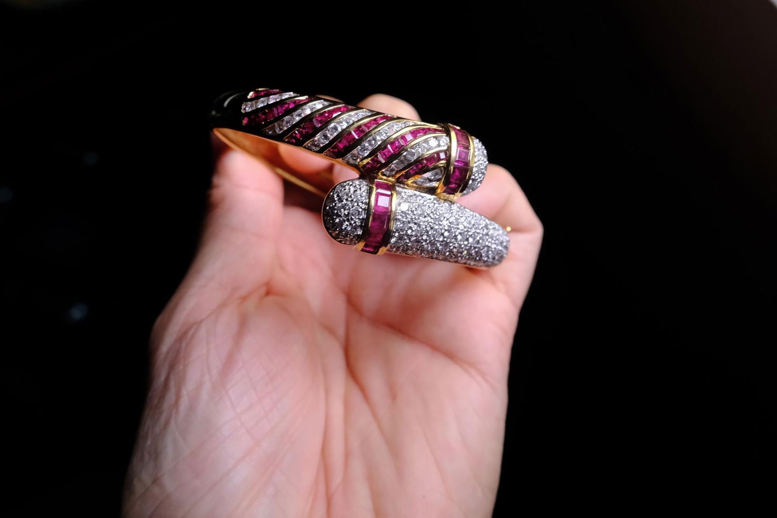 vintage ruby bangle bracelet, burmese ruby bangles, burma ruby bracelet, ruby cuff bracelet, ruby bracelet vintage, peranakan straits chinese, vintage peranakan jewellery, Gem Gardener