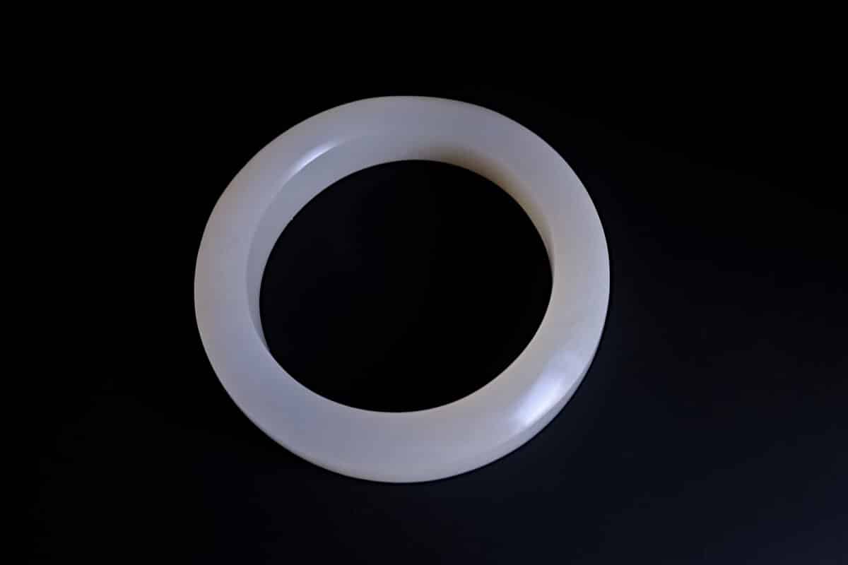 Hetian Nephrite Jade Bangle, white nephrite jade bangle, antique jade bangle, 籽料和田玉, 和田玉手镯, jade bangle auction, fine jade bangle, jade bangle singapore, white jade bangle price, 和田玉籽料手镯, Gem Gardener