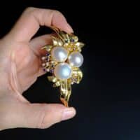 long pearl brooch, large pearl brooch pin, mabe pearl brooch, vintage fine jewelry for sale, vintage jewellery singapore, Gem Gardener