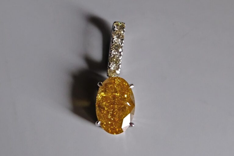 Fancy Yellow Diamond Pendant, 5ct fancy yellow diamond, 5ct diamond pendant necklace, fancy deep brown yellow diamond, yellow diamond pendant for sale, fancy yellow diamond for sale, diamond pendant singapore, Gem Gardener