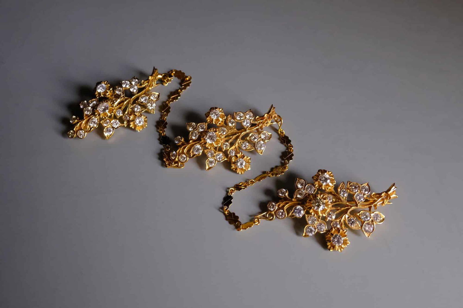 kerongsang brooch, kebaya brooch kerongsang, antique diamond brooches for sale, vintage diamond brooch, peranakan brooch, antique peranakan jewellery, vintage peranakan jewellery, Gem Gardener