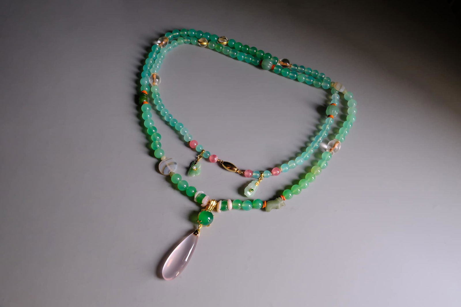 long bead necklace, court bead necklace, Chrysoprase Bead Necklace, long bead necklace gold, chrysoprase necklace gold, chrysoprase stone necklace, beads necklace singapore, chinese court necklace, chinese jade beaded necklace, beaded necklace singapore, beaded jewellery singapore, Gem Gardener