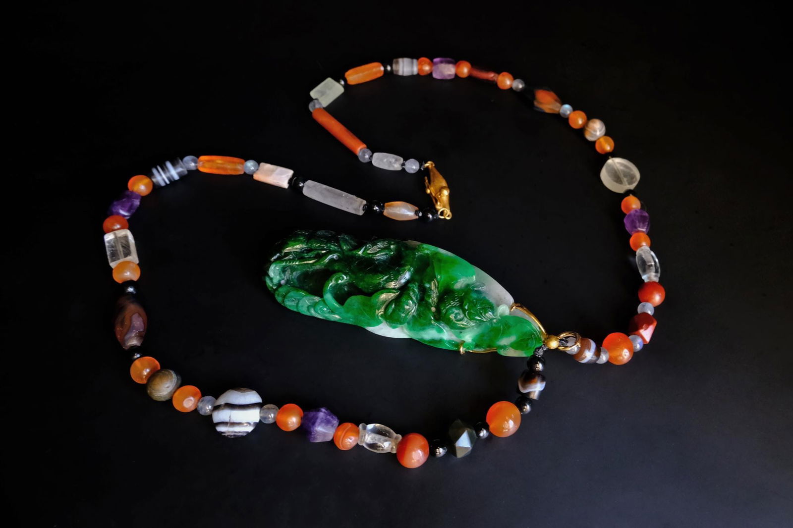 Qing Dynasty Jadeite, qing dynasty jade pendant, antique carved jade pendant, antique carved jade necklace, carved jadeite necklace, carved jade bead necklace, antique jade jewellery, antique jade jewellery, jade jewellery singapore, Gem Gardener