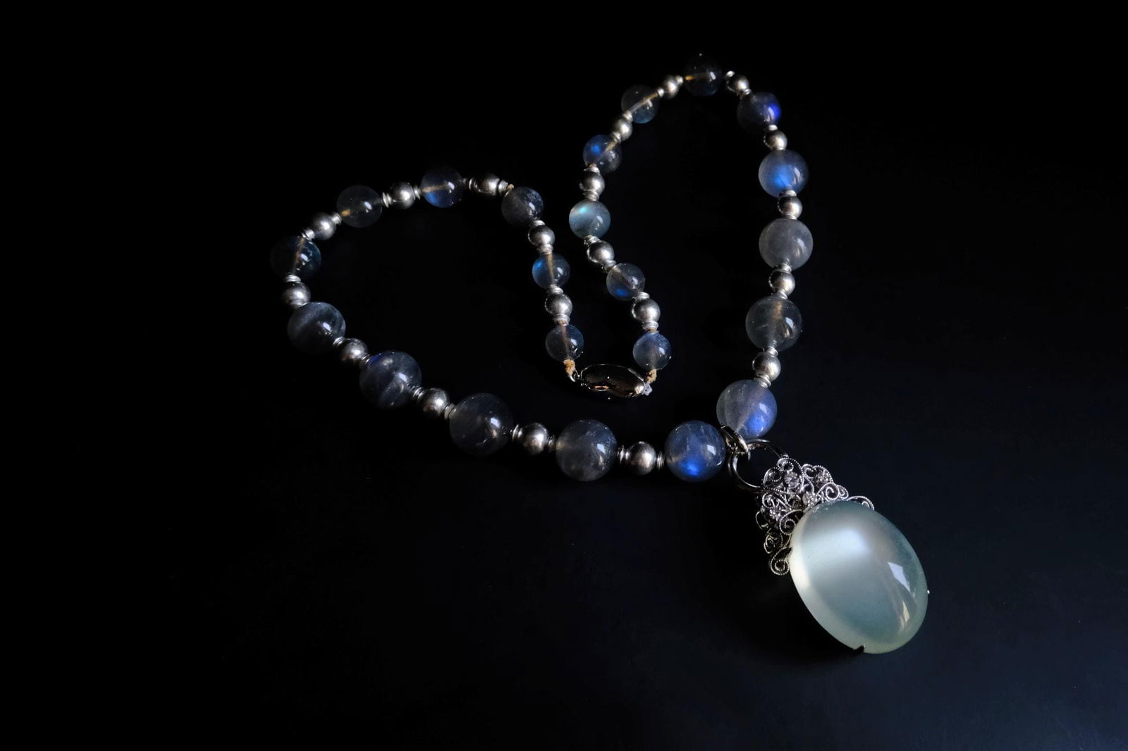 Large Moonstone Pendant Necklace, large moonstone pendants, large moonstone necklace, moonstone pendant necklace, moonstone labradorite necklace, moonstone and labradorite necklace, labradorite necklace beads, beaded necklace fine jewelry, moonstone necklace singapore, Gem Gardener