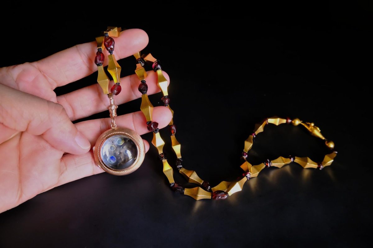 crystal locket necklace, sentimental jewellery gold, mourning locket gold, photo locket singapore, moon crystal locket, gold crystal locket, victorian locket gold, victorian locket with beads, cat crystal pendant, pet memorial lockets, Gem Gardener