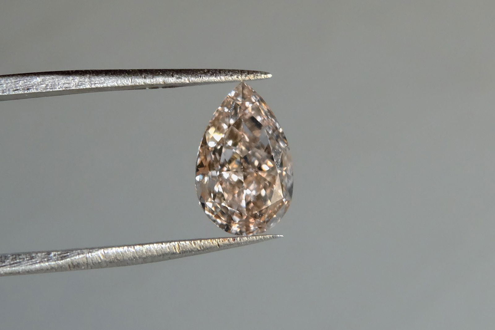 Light Brown Diamond, fancy brown diamond, Illusion Pink Diamond, light brown pink diamond, very light pinkish brown diamond, light brown pear diamond, pear diamond ring natural, loose pear shaped diamonds, loose diamond singapore, Gem Gardener