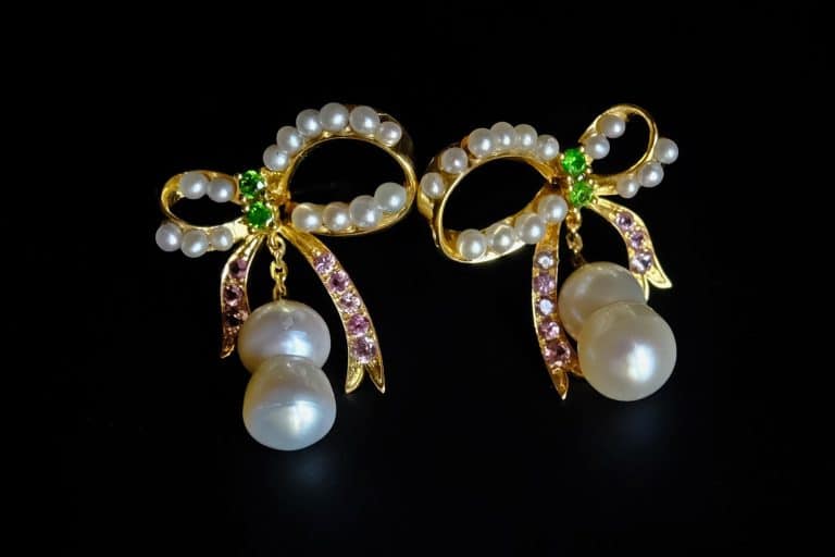 bow pearl drop earrings, ribbon earrings with pearl, pearl drop earrings singapore, ribbon stud earrings gold, bow pearl earrings gold, double pearl drop earrings, peanut pearl earrings, pearl earrings singapore, Gem gardener