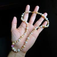 Big Pearl Little Pearl Necklace, Big Small Pearl Necklace, Beige Pearl Necklace, cream pearl necklace gold, pearl necklace singapore