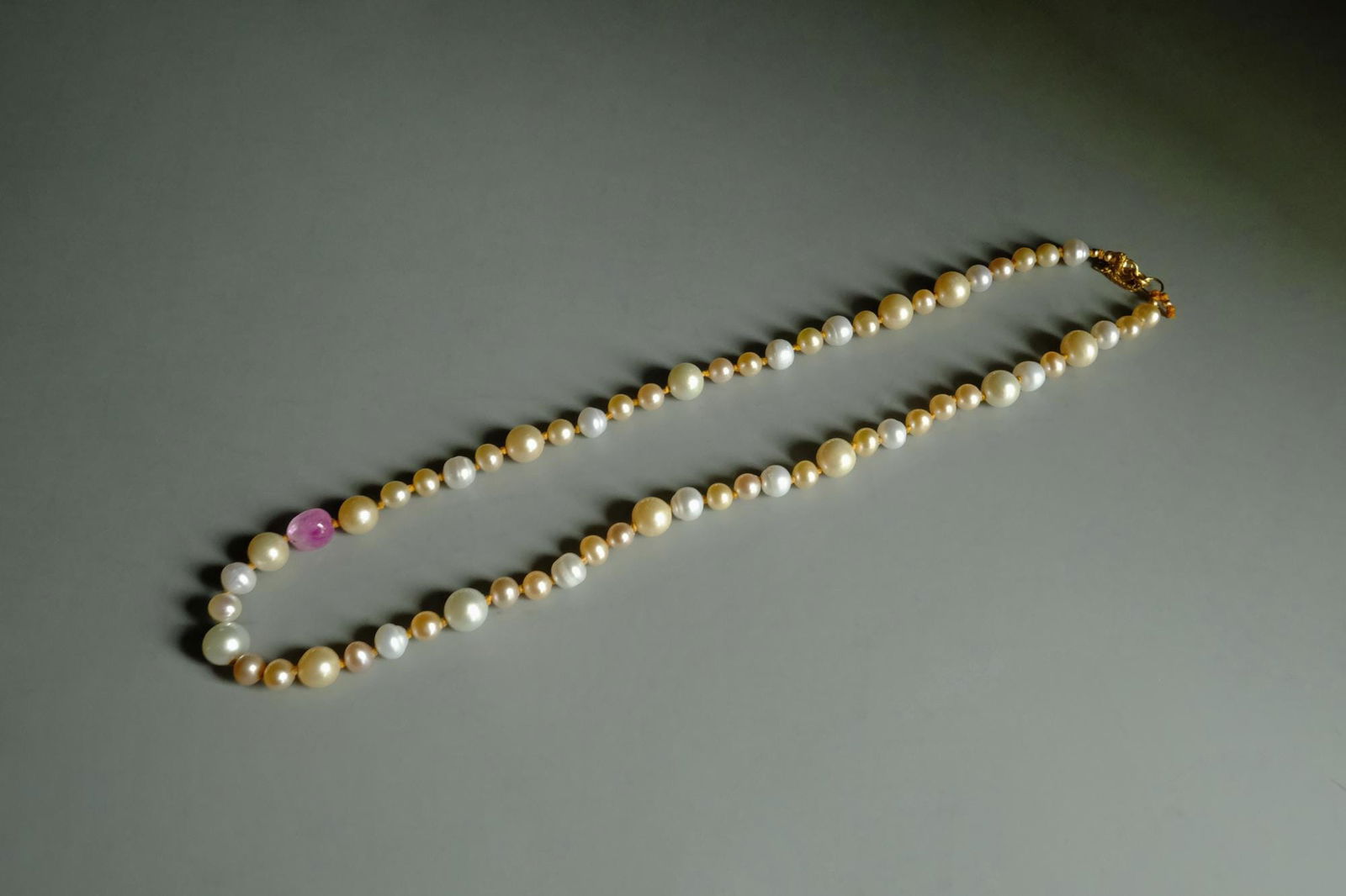 Big Pearl Little Pearl Necklace, Big Small Pearl Necklace, Beige Pearl Necklace, cream pearl necklace gold, pearl necklace singapore