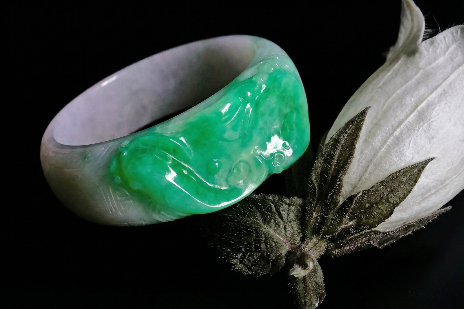 Carved Jade Bangle, green jade bangle price, vintage green jade bangle, carved green jadeite jade, jade bangle singapore, fine jade jewelry hong kong, jade jewellery shop singapore, Gem Gardener