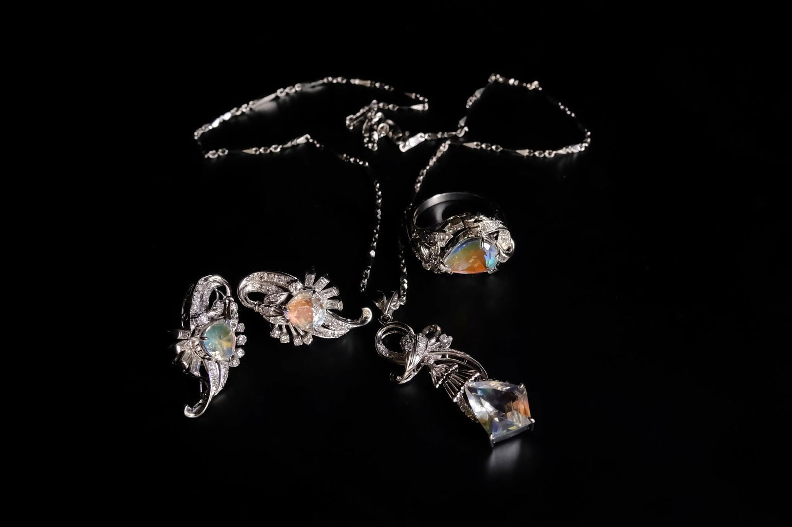 Moonstone Antique Jewelry, rainbow moonstone jewelry set, madagascar moonstone jewelry, madagascar rainbow moonstone jewelry, moonstone necklace singapore, antique moonstone earrings, Gem Gardener
