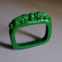 Green Jadeite Jade Bangle, green jade bangle, 翡翠干青, 翡翠手镯, high end jade bangle, carved green jadeite jade, jade bangle singapore, jadeite bangle auction, Gem Gardener