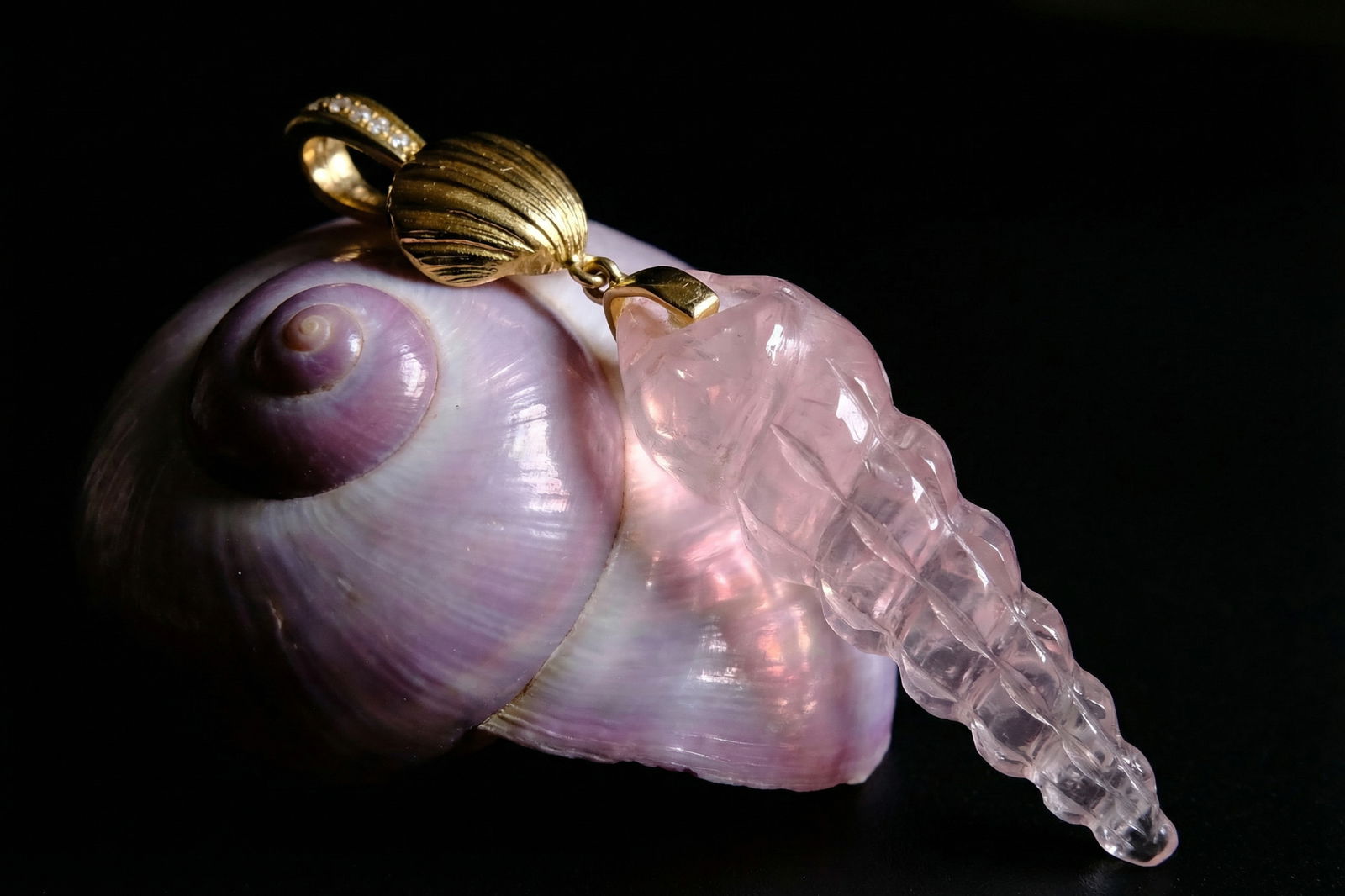 conch shell pendant, rose quartz pendant, rose quartz shell pendant, shell pendant necklace long, long gold shell pendant necklace, shell necklace singapore, shell charm pendant, Gem Gardener