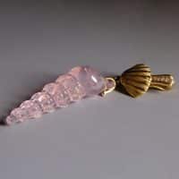 conch shell pendant, rose quartz pendant, rose quartz shell pendant, shell pendant necklace long, long gold shell pendant necklace, shell necklace singapore, shell charm pendant, Gem Gardener