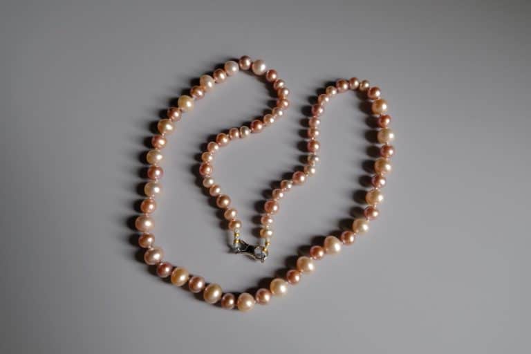 Round Pink Pearl Necklace, round pearl necklace gold, 20 inch pink pearl necklace, pink pearl.necklace with gold clasp, pearl necklace for pendants, pink pearls necklace, pink pearl jewellery, pearl jewellery singapore, Gem Gardener