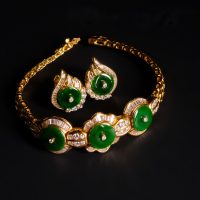 jade earrings and bracelet, vintage jade stud earrings gold, jade earrings singapore, jade bracelet singapore, yellow gold jade earrings, antique jadeite earrings, antique jade jewelry, Gem Gardener