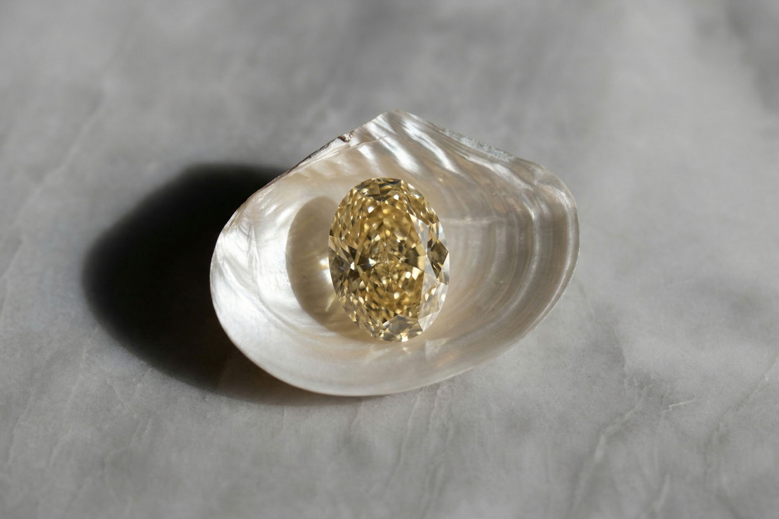 fancy brownish yellow diamond, fancy light yellow diamond, fancy yellow diamond for sale, oval diamond ring singapore, loose oval diamond natural, buy loose diamond singapore, Gem Gardener