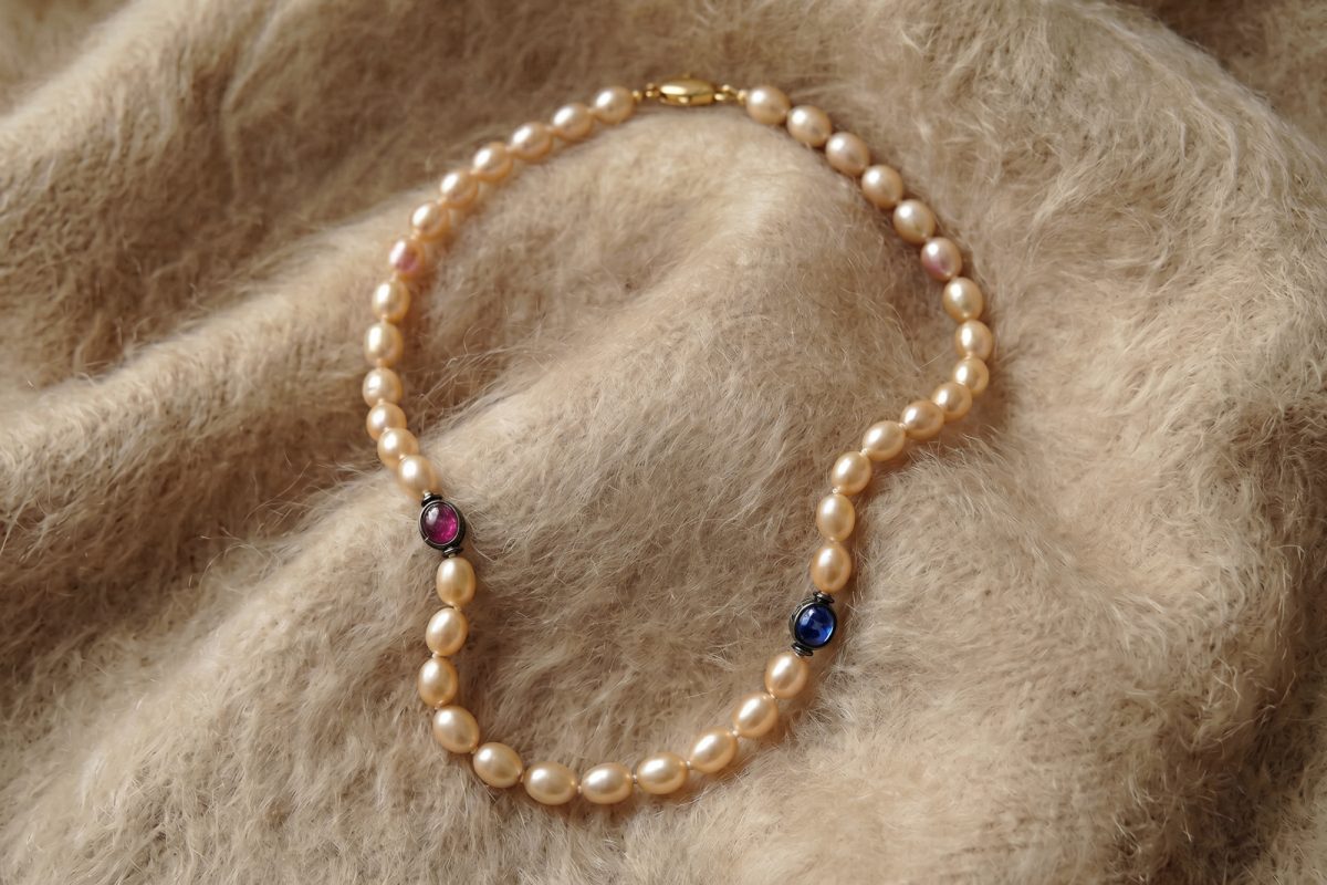cream pearl necklace, beige pearl necklace, bridal pearl necklace gold, oval pearl necklace gold, unique pearl necklace gold, pearls singapore jewellery, pearl necklace singapore, Gem Gardener