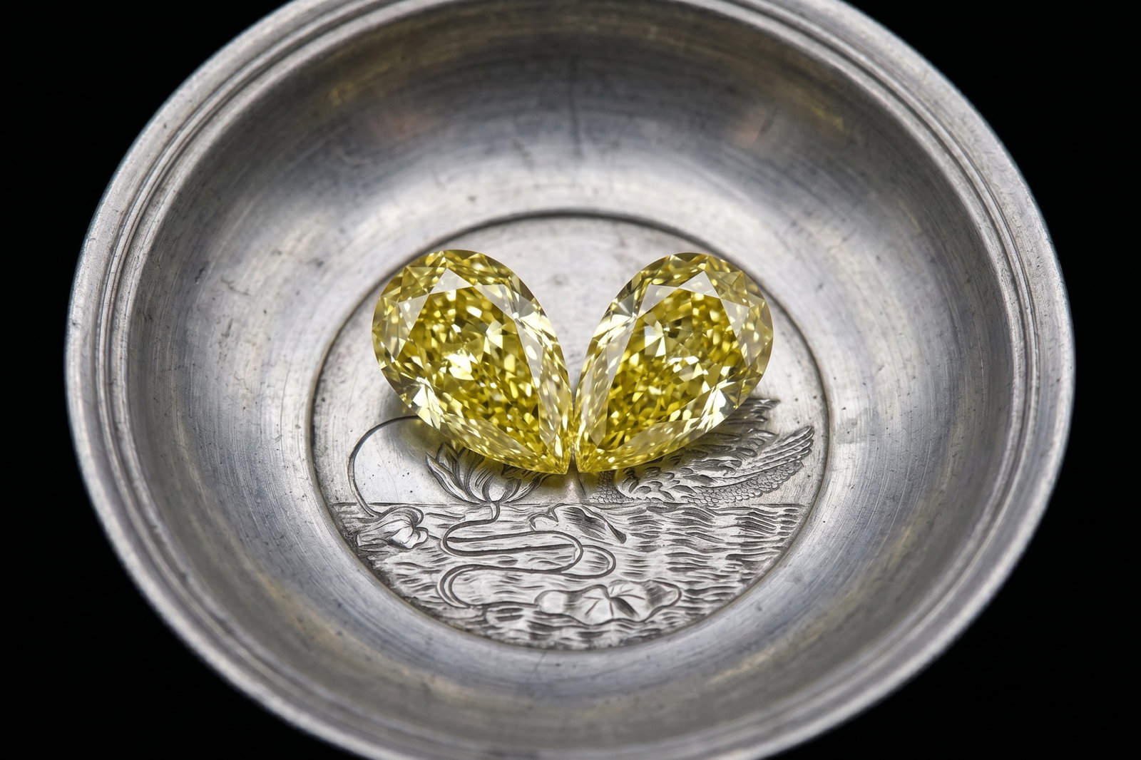 Pear Cut Diamond Earrings, Fancy Brownish Greenish Yellow Diamond, fancy brownish yellow diamond, fancy brown yellow diamond, buy loose diamond singapore, coloured diamonds singapore, Gem Gardener