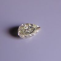 fancy light greenish yellow diamond, fancy light yellow diamond price, fancy light green yellow diamond, light yellow diamond loose, buy loose diamond singapore, coloured diamonds singapore, natural fancy colored diamonds for sale,