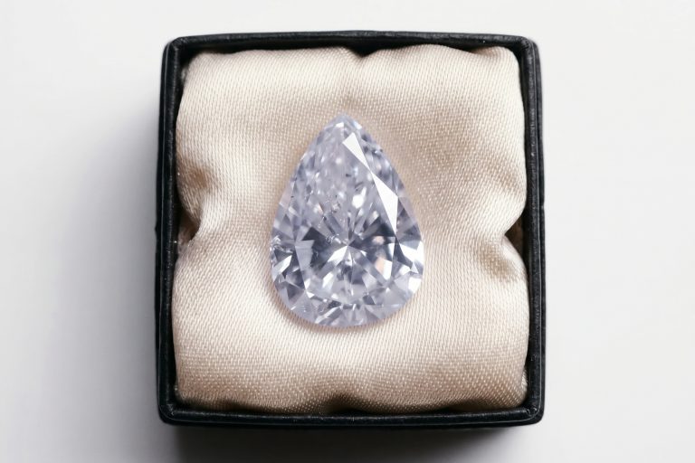 natural pear diamond, 2.5 ct pear diamond, 2.5 ct pear shaped diamond, 2.5 ct diamond loose, 2.5 carat single diamond ring, 2ct diamond pear, 2ct pear shaped natural diamond, pear shaped diamond ring singapore, Gem Gardener