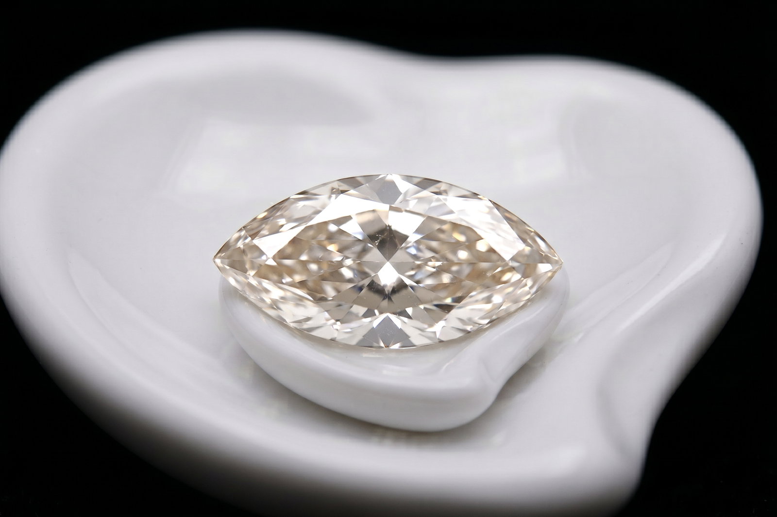 3ct Natural Marquise Diamond, light brown marquise diamond, natural marquise diamond 3ct, marquise diamond singapore, buy loose diamond singapore, loose marquise diamonds for sale, Gem Gardener