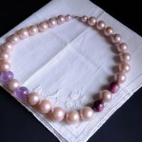 pink pearl necklace gold, large pink pearl necklace, freshwater pearl necklace singapore, unique pearl necklaces, pink pearl jewellery, pearl choker necklace, large pearl choker necklace, Gem Gardener